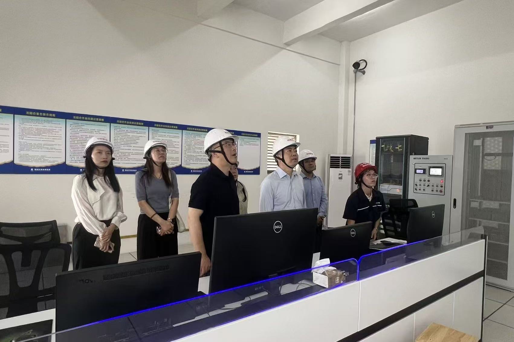 市发展改革委以“四不两直”方式开展国庆期间安全生产检查